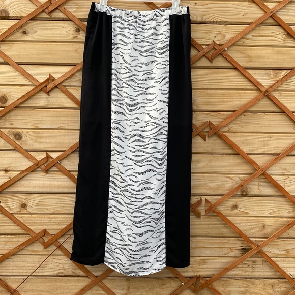 🌟LAST CHANCE 🌟 Kensie NWOT Black and White Skirt - Picture 8 of 12